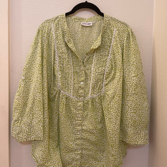 St. John's Bay Green Puff Sleeve Mandarin Collar Top - Picture 7 of 7